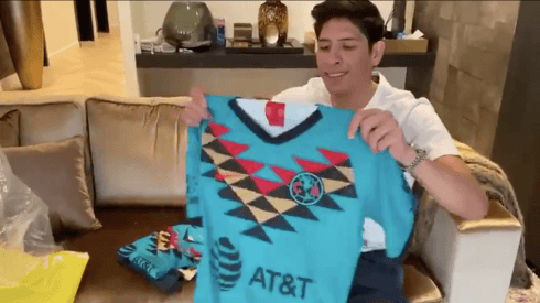 Álvarez recibió un sorpresivo regalo del Club América.