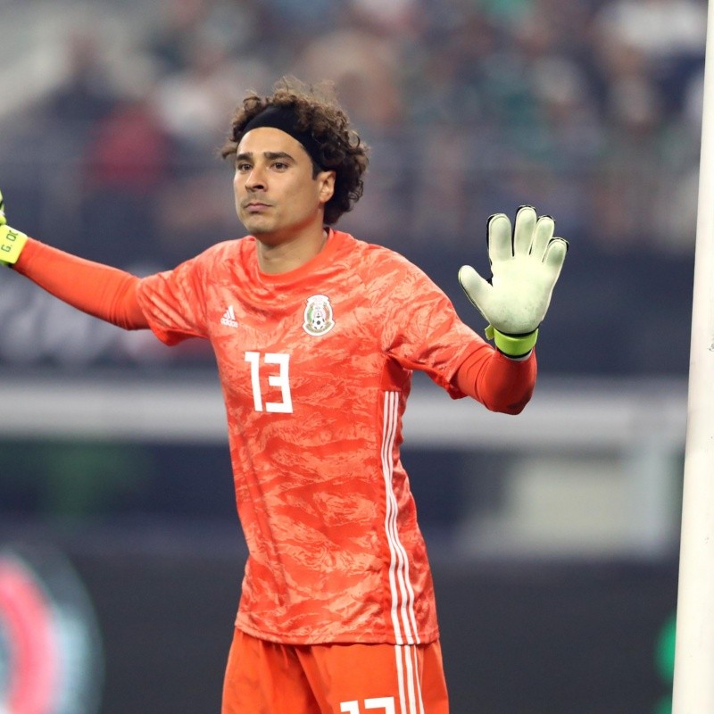 Memo Ochoa todavía sigue dolido por la eliminación frente a Holanda en Brasil 2014