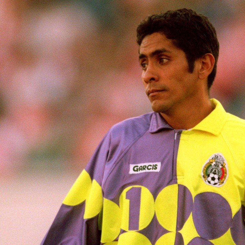 Jorge Campos reveló quién frenó su carrera como delantero