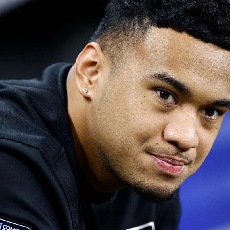 Crecen las dudas sobre Tua Tagovailoa en el Draft de la NFL