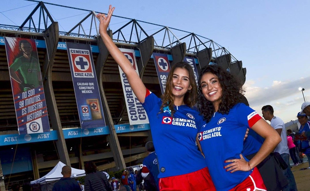 Cómo las extrañamos! Las porristas de Cruz Azul que siempre han sido la  sensación del fútbol en México