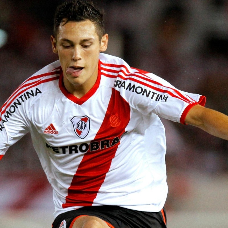 Ocampos subió foto de River en la B y puso: "Recordando buenos momentos"