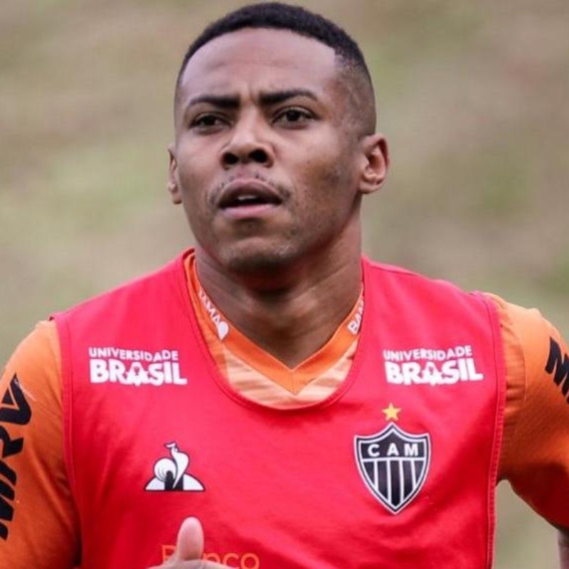 Elias abre o jogo sobre mágoa com o Atlético