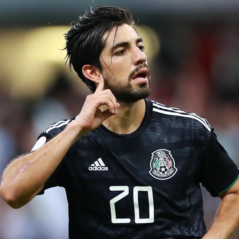 ¡Algo es algo! Pizarro representará a México en el FIFA 20