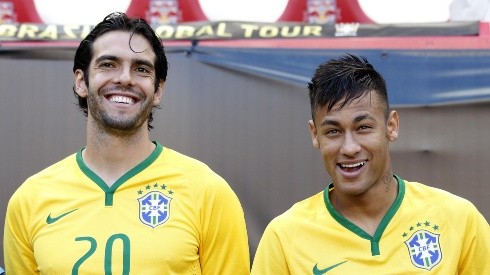 Neymar subió una foto especial para saludar a Kaka por su cumpleaños: "Mira a tu novia como yo lo miro a él"