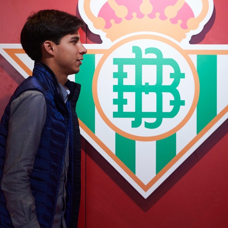 Ultimatum: Diego Lainez puso su futuro en manos de la directiva del Betis