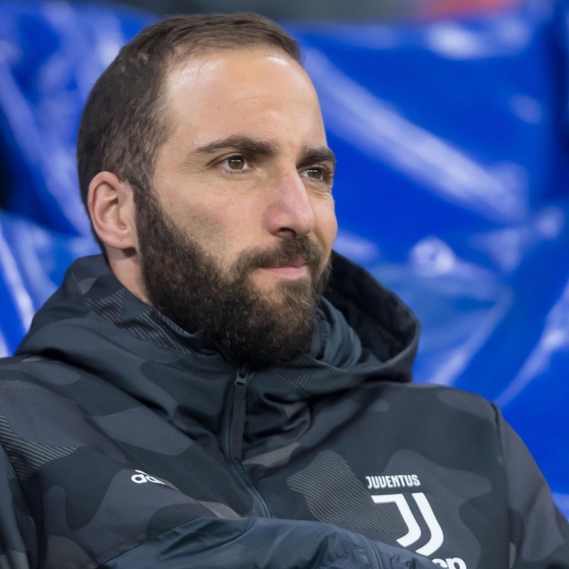 Si no regresa a Italia, Juventus podría despedir a Higuaín