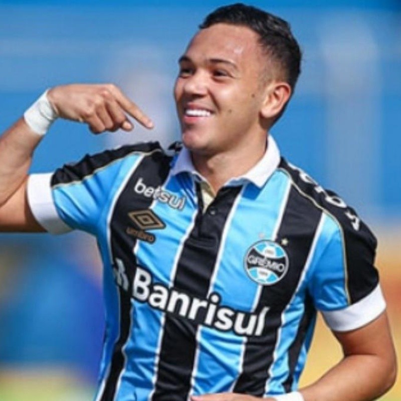 Grêmio deve promover alterações no time após paralisação