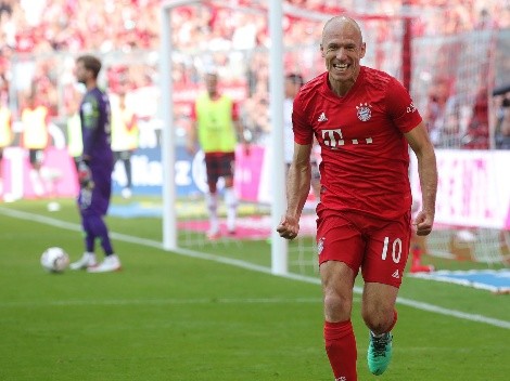 Robben confesó que analiza descolgar los botines y volver a jugar al fútbol