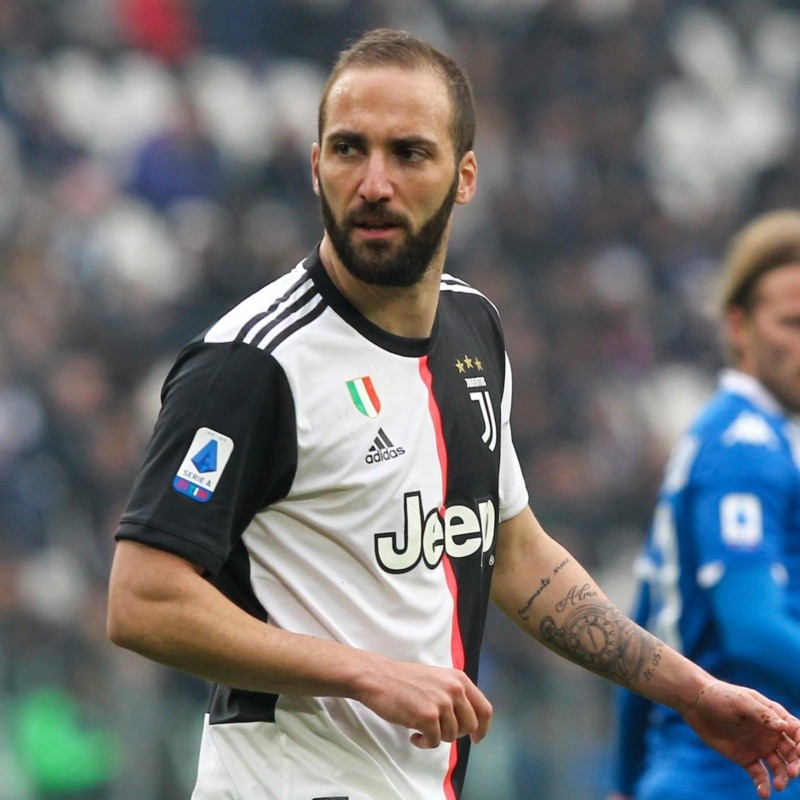 El padre de Higuaín habló sobre el futuro de Gonzalo