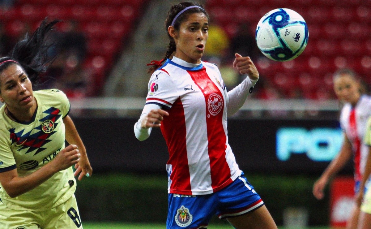 Chivas destaca el trabajo de Joseline Montoya en el plantel femenil