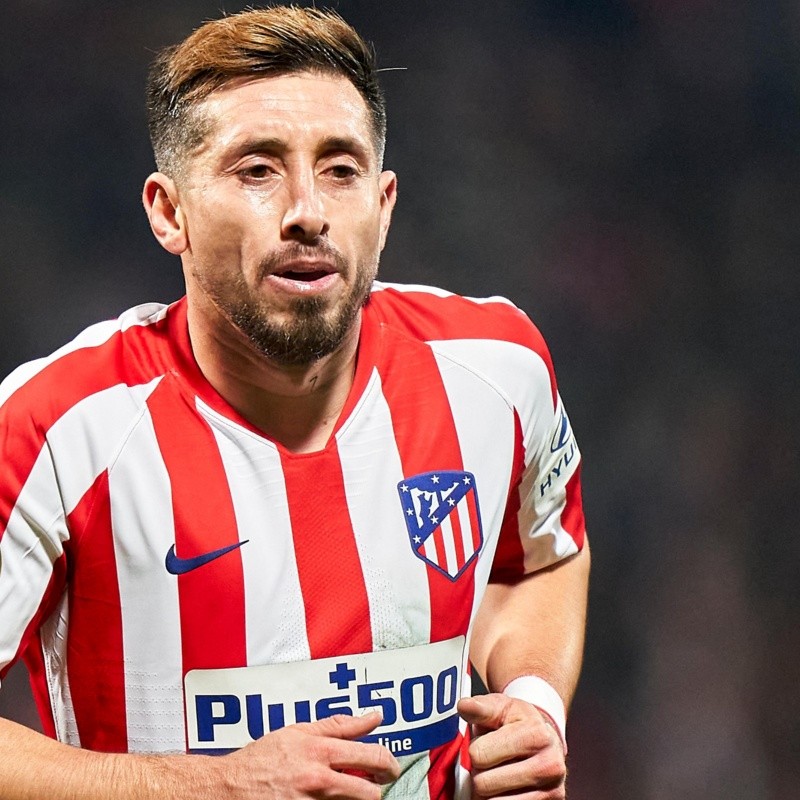 Más cerca de volver: la imagen de Héctor Herrera con tapabocas