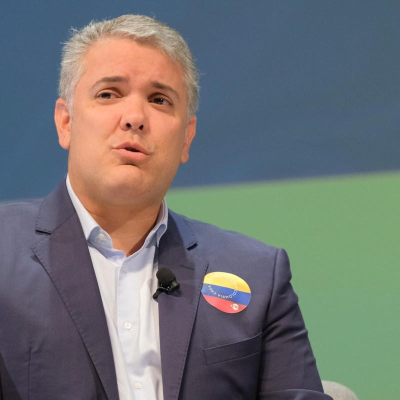 "Hay que ser creativos para volver a puerta cerrada", presidente Duque