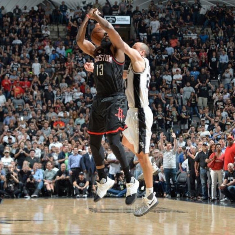 A tres años del fantástico tapón de Manu Ginóbili a James Harden