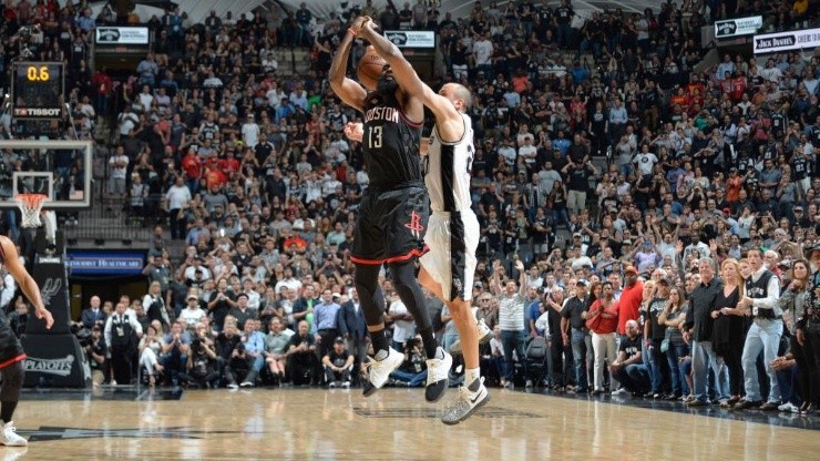 A tres años del fantástico tapón de Manu Ginóbili a James Harden