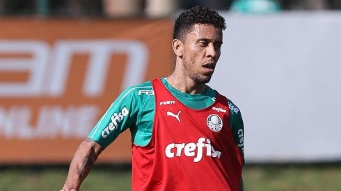 Marcos Rocha revela ter perdido o sono por vontade de voltar a jogar futebol