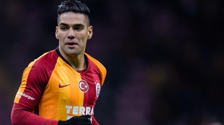 Revuelo en el Galatasaray por quejas de los hinchas: "¿Dónde está Falcao?"