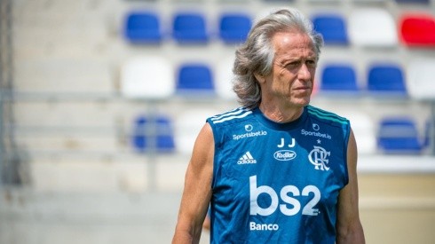 Titular do Al Hilal-ARS elogia Jorge Jesus e admite sondagem do Flamengo