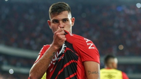 Guimarães ignora Flamengo e bota CAP como prioridade em retorno