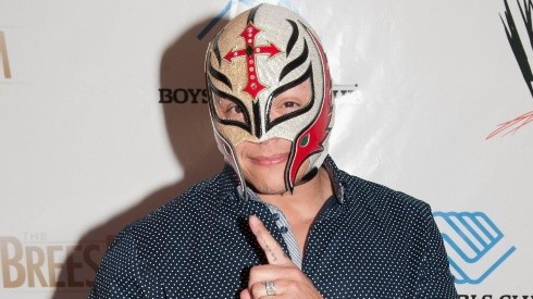 Rey Mysterio sufre grave lesión en WWE