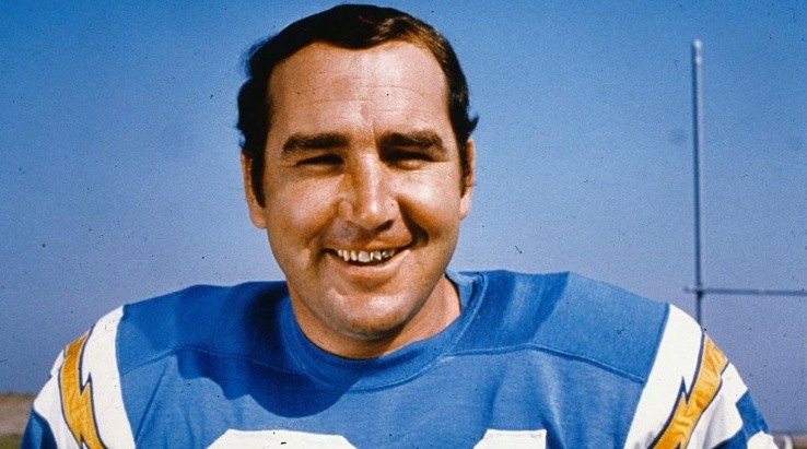 Hadl used to play halfback in college (Getty)