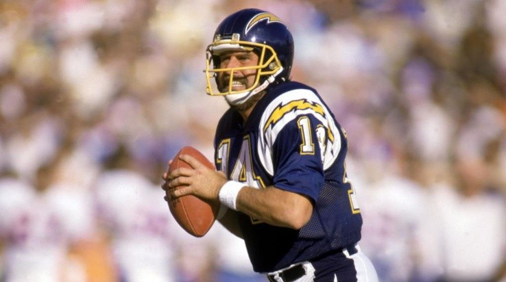 Fouts spent his entire career with the Chargers (Getty)