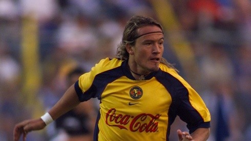 El Matador Hernández repasó su carrera como jugador con un original video de estilo FIFA