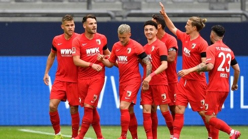 A puro golazo, Augsburg goleó al Schalke de visitante