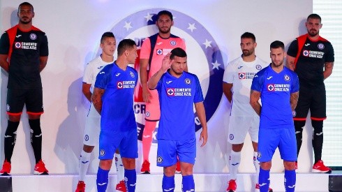 Todo sobre las nuevas playeras de Cruz Azul para la temporada 2020-21
