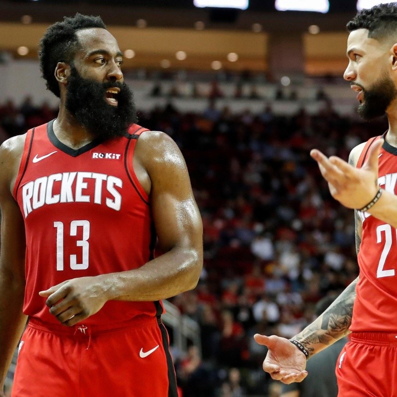 Austin Rivers bromeó sobre el impresionante cambio físico de Harden