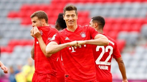 Un día más en la oficina: el Bayern ganó 5-0 y acaricia su octava liga al hilo