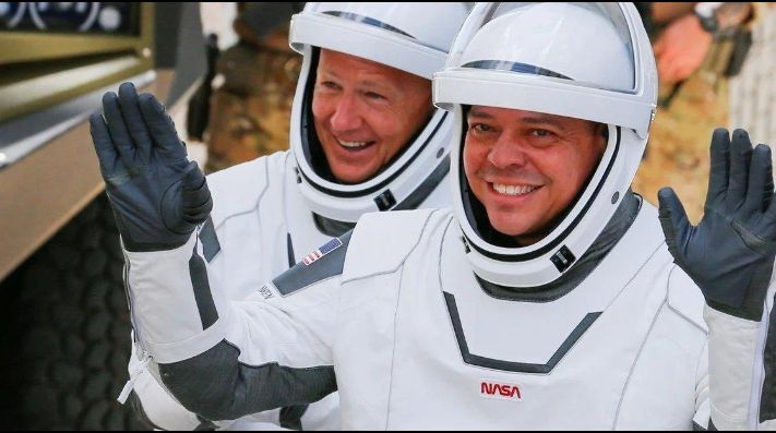 "El Gallardo astronauta": Los memes que se hicieron virales tras el despegue del SpaceX y la NASA