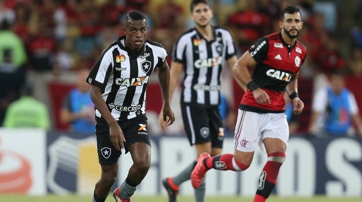 Em pouco tempo, Marcelo se tornou um dos jogadores do Botafogo mais identificados com a torcida. Foto: Vitor Silva/SSPress/Botafogo