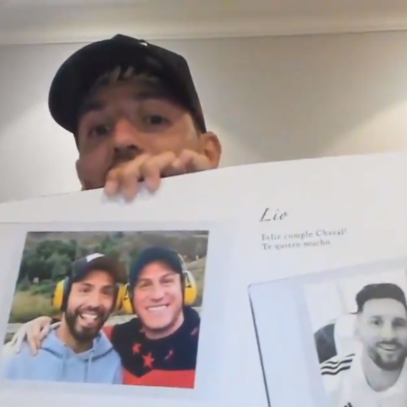 Agüero contó qué le escribió Messi por el cumpleaños: "Es mucho, eh"