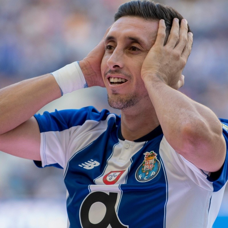 Insólito: Héctor Herrera es usado en campaña presidencial