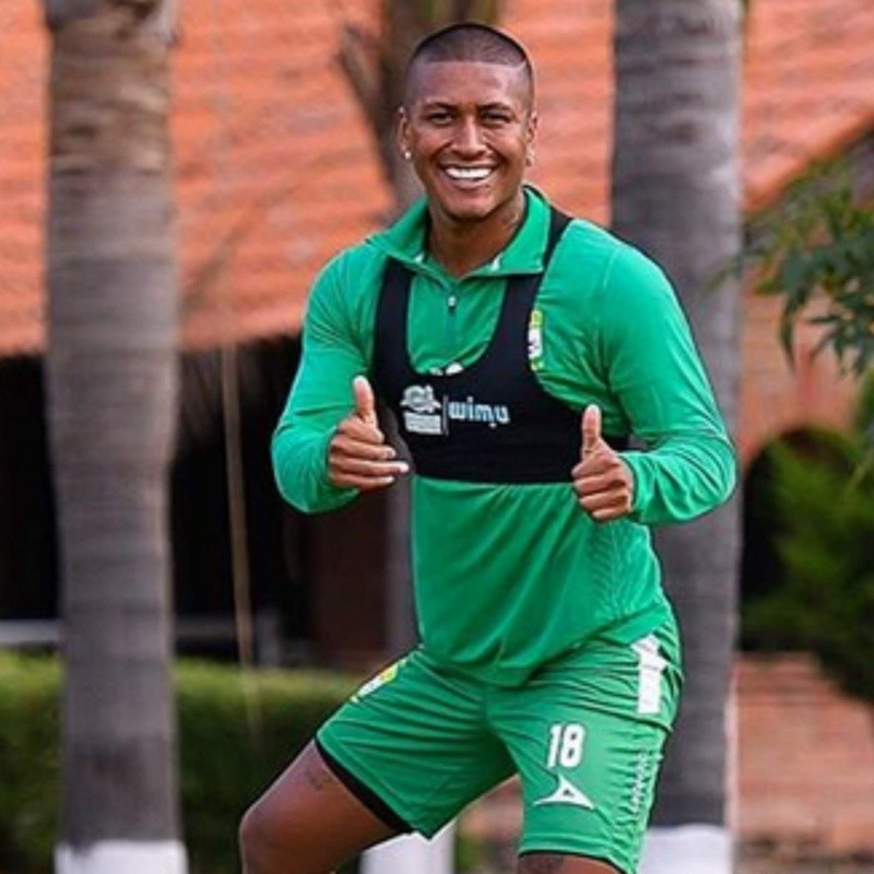 Pedro Aquino subió foto entrenando a Instagram y lo trolearon por ampay