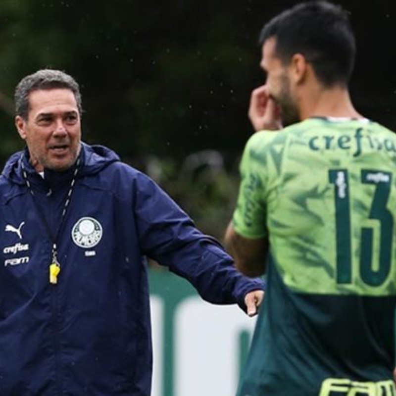 Luxa quer definir situação de medalhão em fim de contrato no Palmeiras