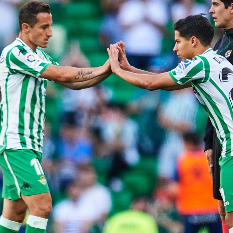 Guardado y Lainez, partícipes en el empate del Betis