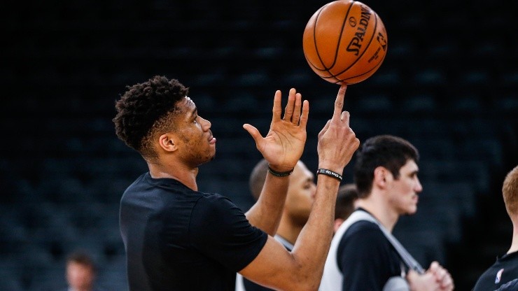 Giannis Antetokounmpo entrenando (Getty)