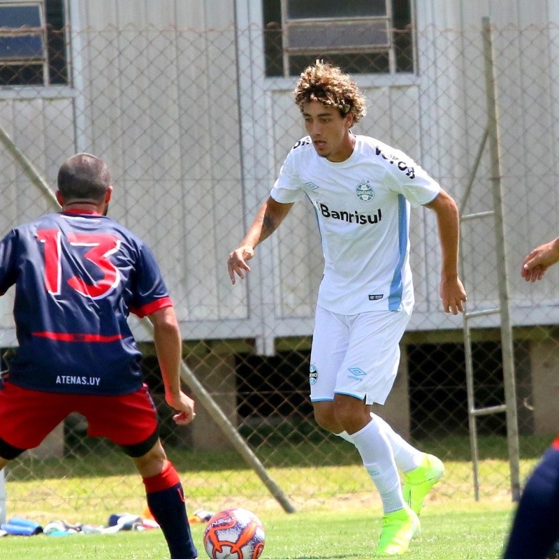 Victor Bobsin recebe sondagens de europeus para deixar o Grêmio