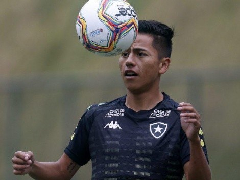 Lecaros se destaca em estreia no Botafogo e leva imprensa peruana ao delírio