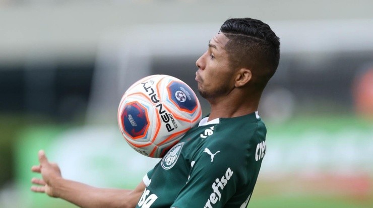 Rony pode ganhar com possível saída de Dudu e se tornar protagonista no ataque do Palmeiras (Foto: César Greco/Ag. Palmeiras)