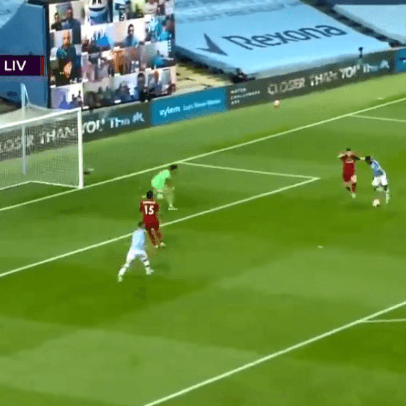 No le sale nada: el 4 a 0 del City vs. Liverpool llegó gracias a un gol en contra