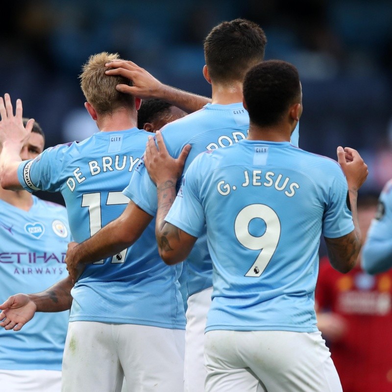 Paliza absoluta para el campeón de la Premier League: Manchester City goleó por 4 a 0 al Liverpool