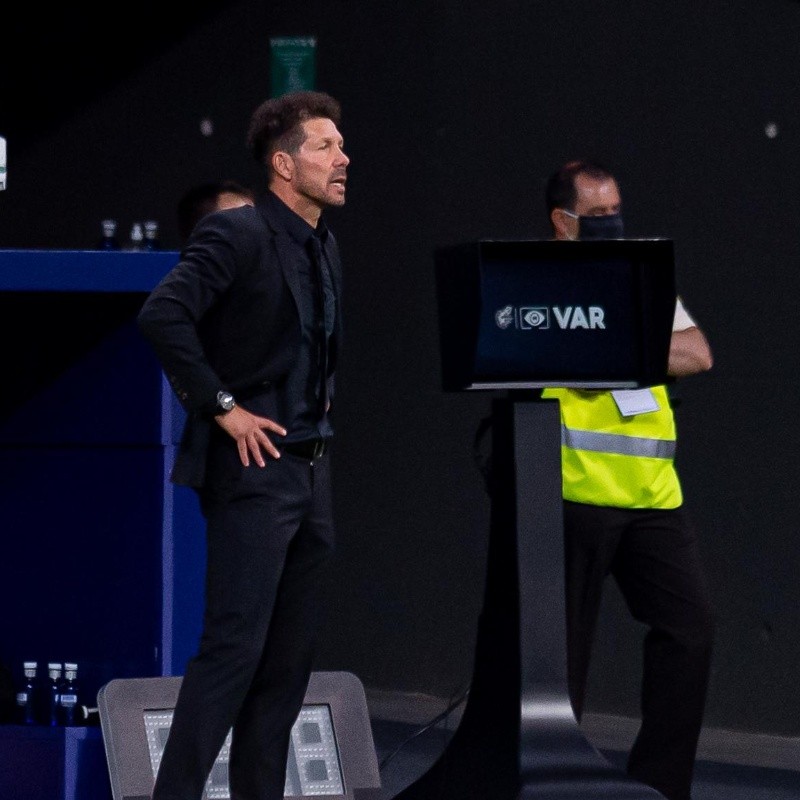 Simeone sorprendió: defendió al VAR y al Real Madrid