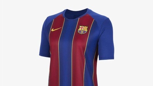 Nike sacó un vestido inspirado en la camiseta titular del Barcelona