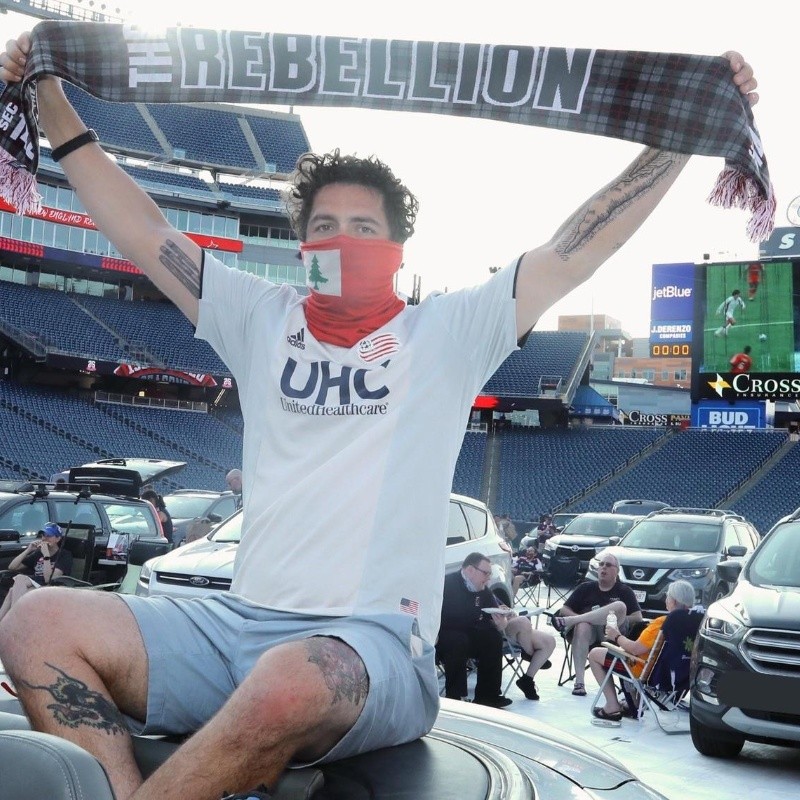 El estadio de New England fue un estacionamiento para ver el partido