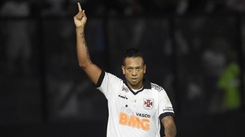 Ramon se protege e encontra substituto de Guarín no Vasco