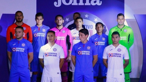 Se filtran nuevas imágenes de la posible playera 2020-21 de Cruz Azul