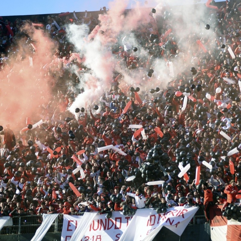 La cuenta del Leverkusen en Twitter sobre River: “¡Qué hinchada!”